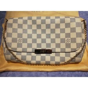 Designer Handbag - Favorite